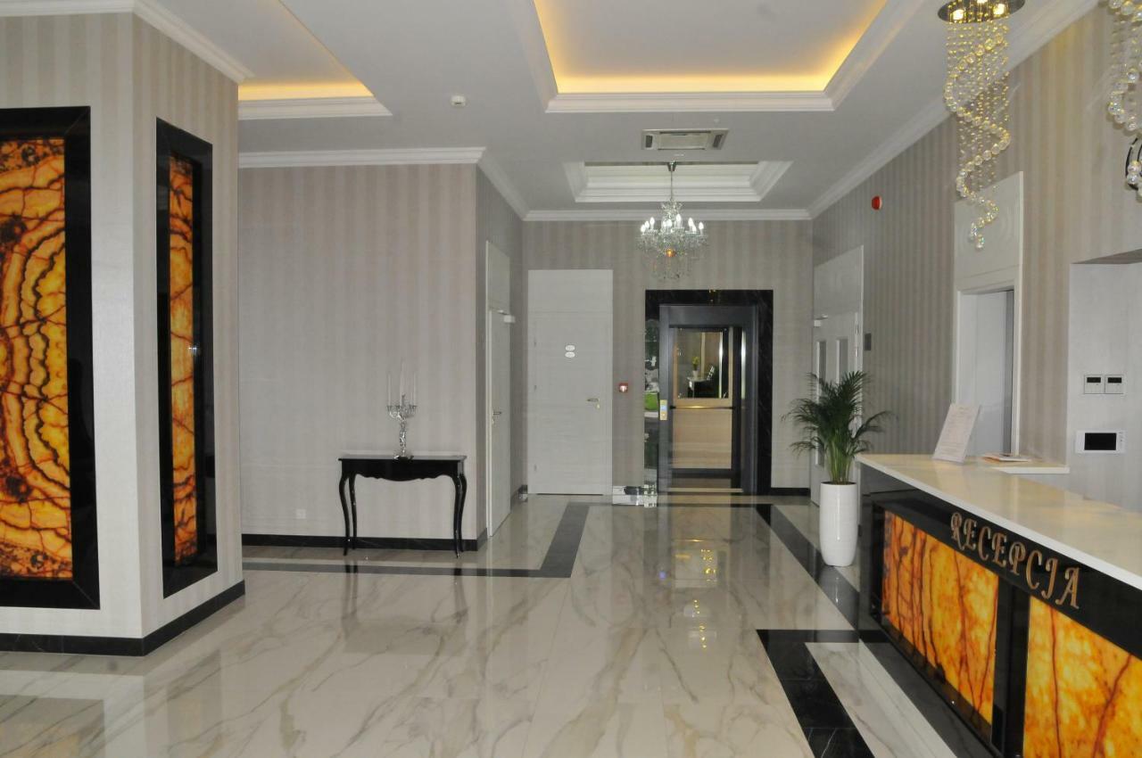 Hotel Lord Radom Buitenkant foto